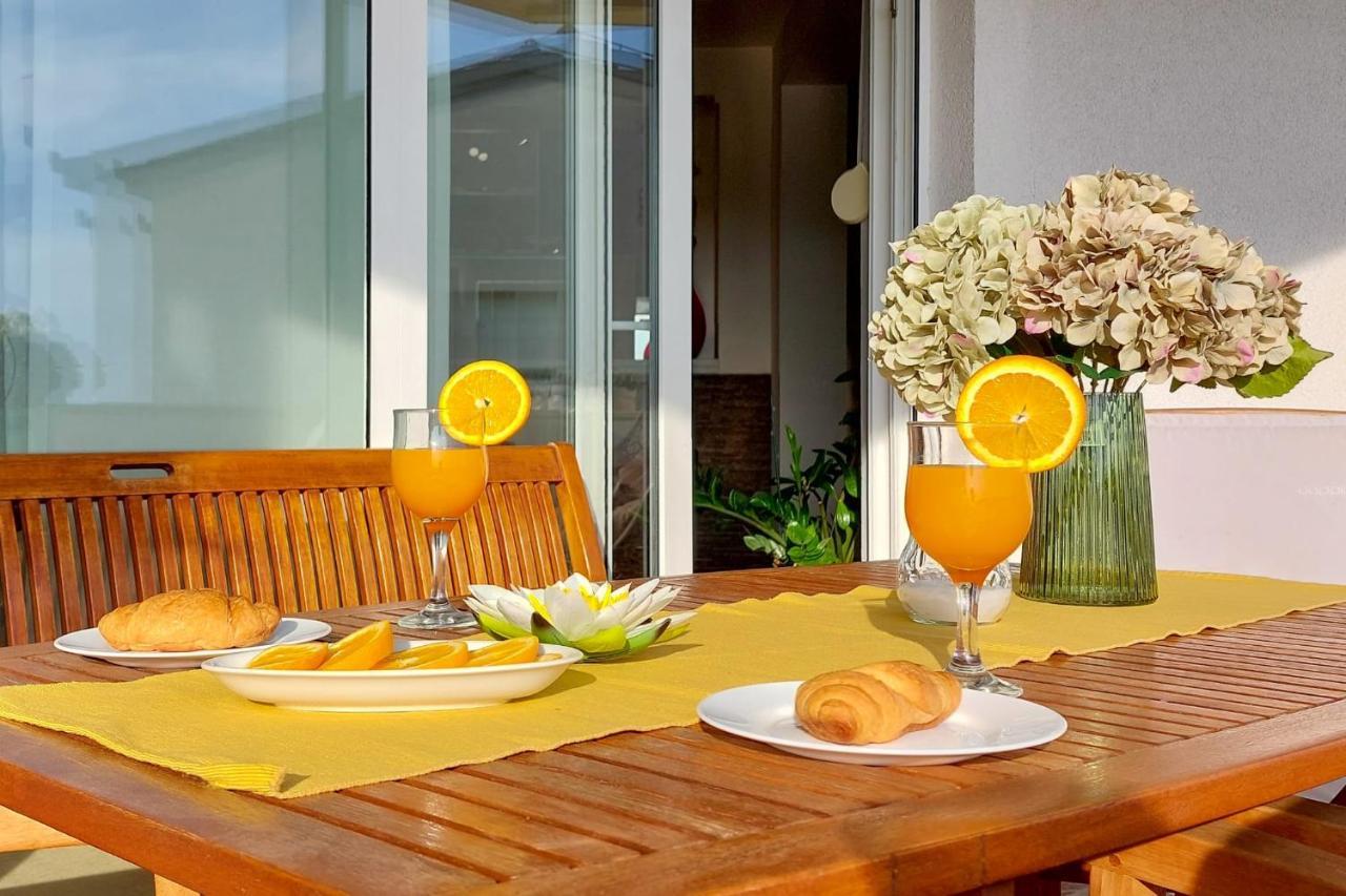 3 Bedrooms Apartman Dmt Kaštela 外观 照片